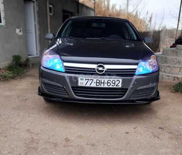 Opel Astra 2005, 18,100 km - 1.3 l - Salyan