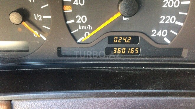 Mercedes E 230 1997, 360,000 km - 2.3 l - Şəki