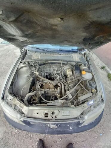 Opel Vectra 1996, 253,850 km - 1.8 л - Bakı