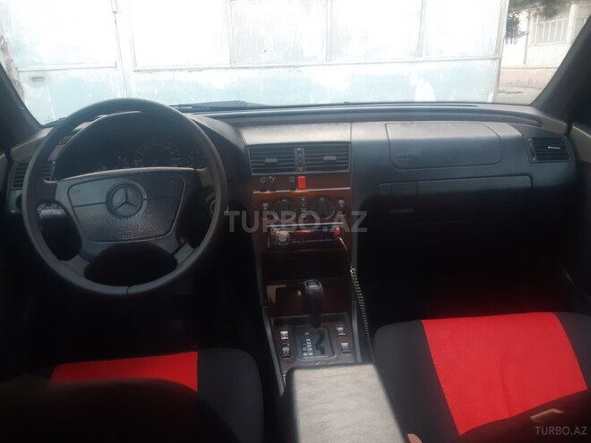 Mercedes C 220 1996, 399,000 km - 2.2 l - Sumqayıt