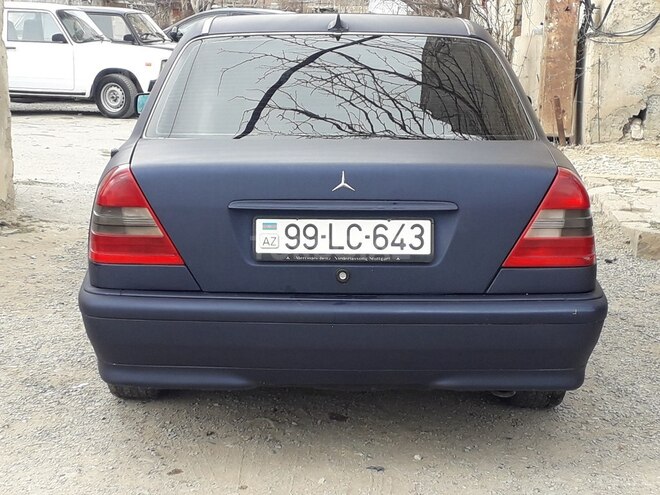 Mercedes C 180 1995, 230,000 km - 1.8 l - Sumqayıt