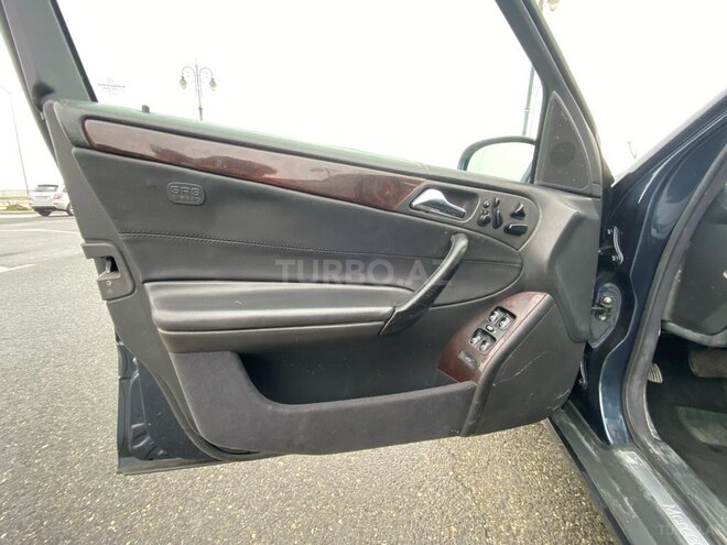 Mercedes C 200 2000, 269,000 km - 2.0 l - Bakı