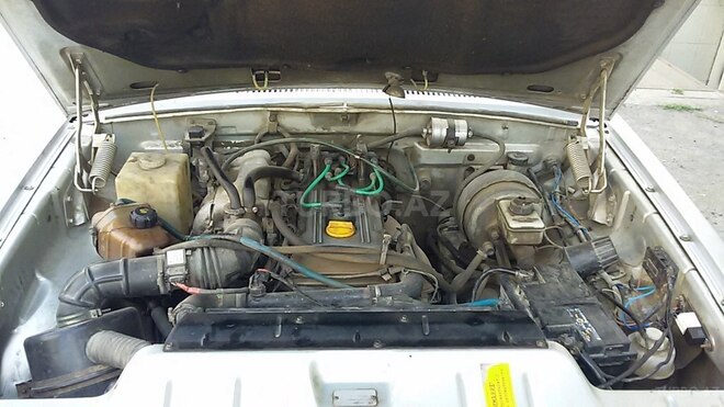 GAZ 3110 2004, 175,000 km - 2.4 л - Biləsuvar