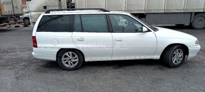 Opel Astra 1997, 29,000 km - 1.6 l - Bakı