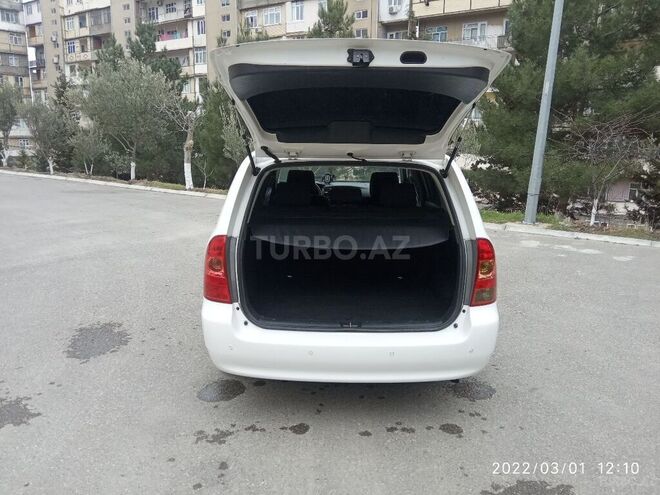 Toyota Corolla 2005, 152,700 km - 1.4 л - Bakı