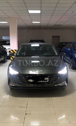 Hyundai Elantra 2021, 18,000 km - 1.6 l - Bakı