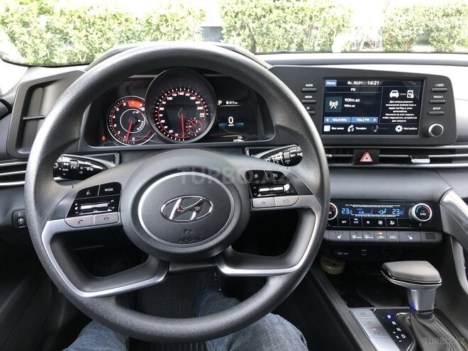 Hyundai Elantra 2021, 18,000 km - 1.6 l - Bakı