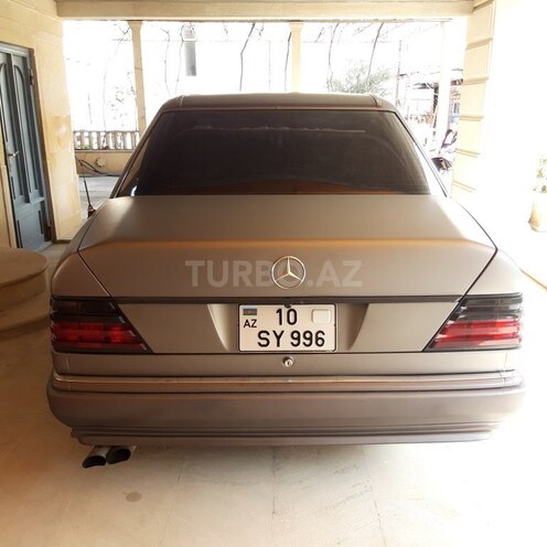 Mercedes E 300 1995, 216,000 km - 3.0 l - Bakı