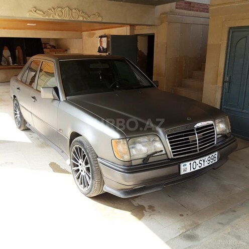 Mercedes E 300 1995, 216,000 km - 3.0 l - Bakı