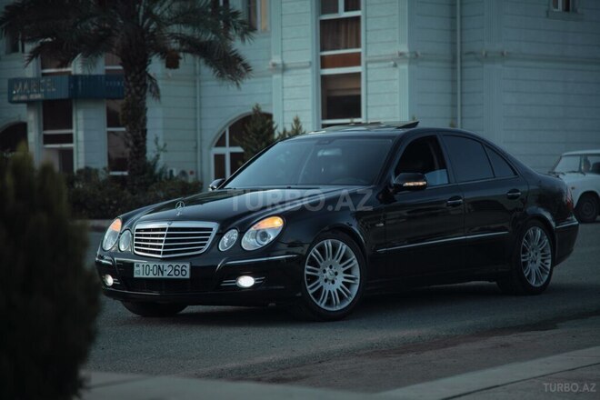 Mercedes E 320 2002, 290,000 km - 3.2 l - Astara