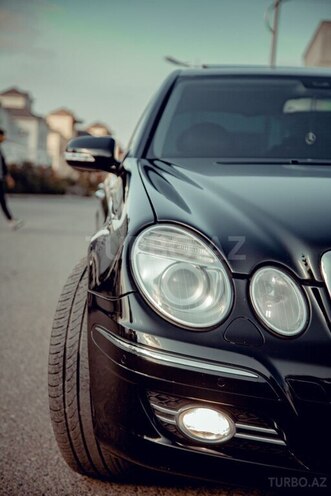 Mercedes E 320 2002, 290,000 km - 3.2 l - Astara