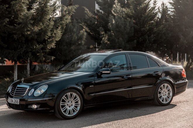 Mercedes E 320 2002, 290,000 km - 3.2 l - Astara