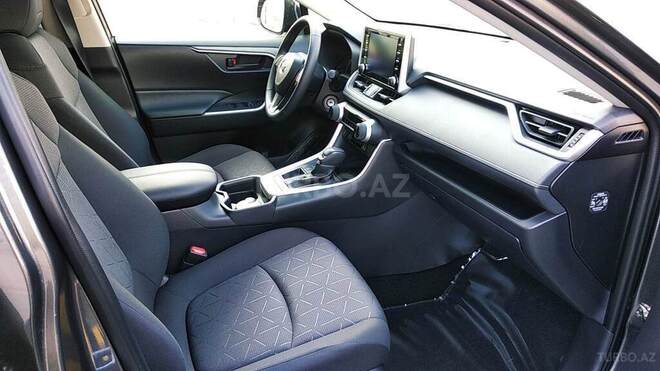 Toyota RAV4 2021, 6,300 km - 2.0 l - Bakı
