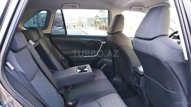 Toyota RAV4 2021, 6,300 km - 2.0 l - Bakı