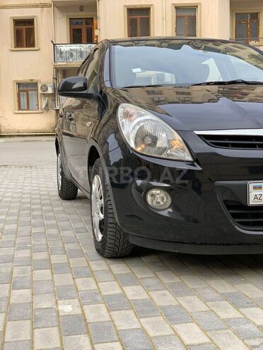 Hyundai i20 2008, 166,000 km - 1.4 l - Bakı