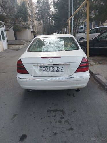 Mercedes E 240 2005, 150,642 km - 2.6 l - Bakı