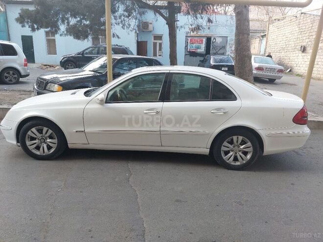 Mercedes E 240 2005, 150,642 km - 2.6 l - Bakı