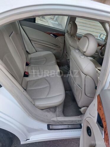 Mercedes E 240 2005, 150,642 km - 2.6 l - Bakı