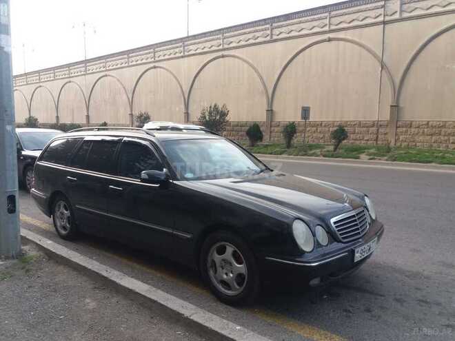 Mercedes E 240 2000, 250,000 km - 2.4 l - Bakı