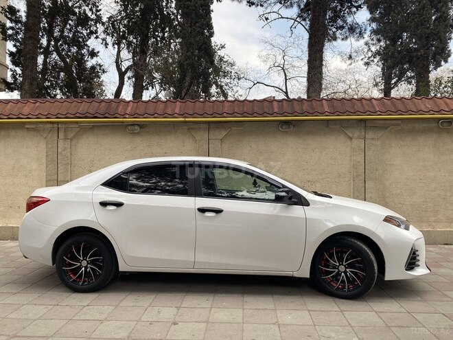 Toyota Corolla 2018, 115,000 km - 1.8 l - Bakı