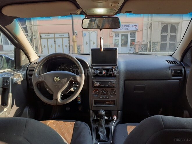 Opel Astra 1999, 235,000 km - 1.6 l - Quba