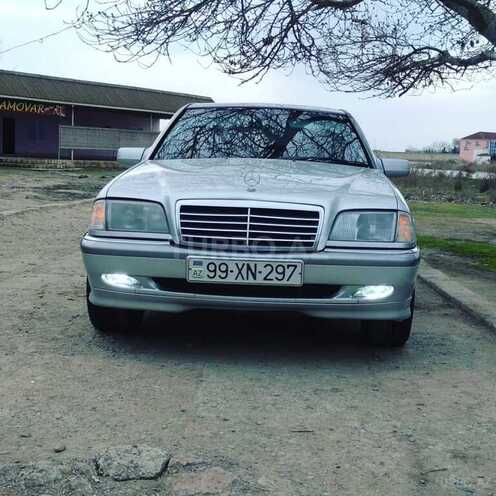 Mercedes C 220 1996, 300,321 km - 2.2 l - Neftçala