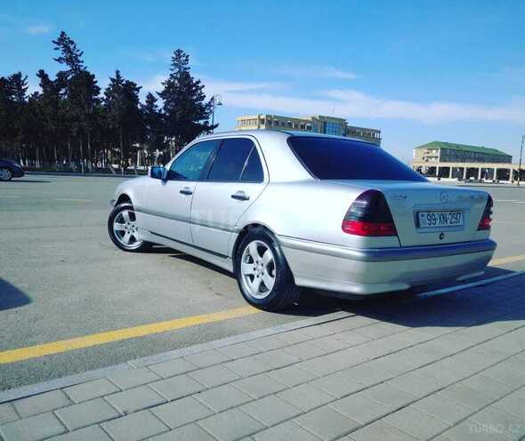 Mercedes C 220 1996, 300,321 km - 2.2 l - Neftçala