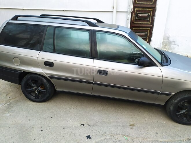 Opel Astra 1992, 589,800 km - 1.6 l - Bakı