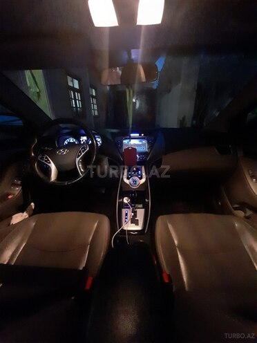 Hyundai Elantra 2011, 220,480 km - 1.8 l - Bakı