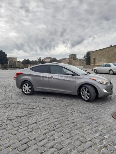 Hyundai Elantra 2011, 220,480 km - 1.8 l - Bakı