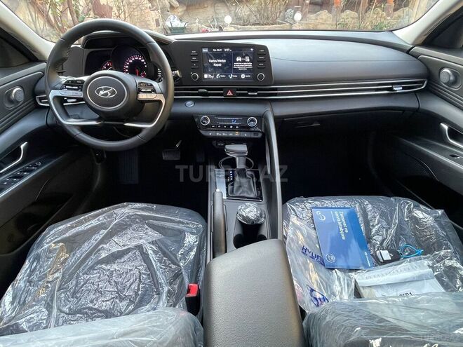 Hyundai Elantra 2021, 10,300 km - 1.6 l - Bakı