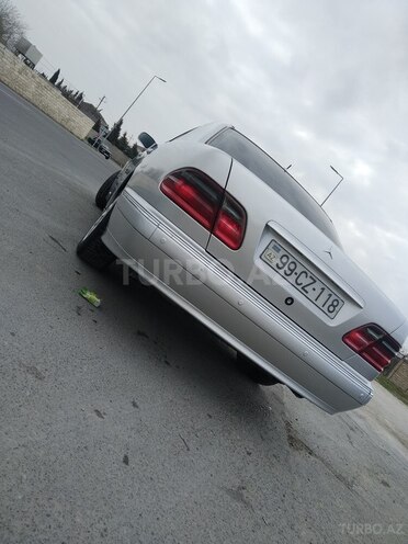 Mercedes E 320 2000, 445,000 km - 3.2 l - Bakı