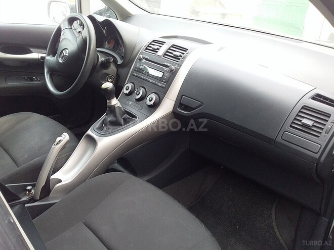 Toyota Auris 2007, 210,552 km - 1.4 l - Bakı