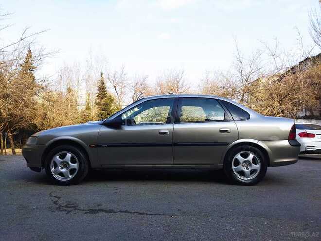 Opel Vectra 1996, 411,000 km - 1.7 l - Bakı