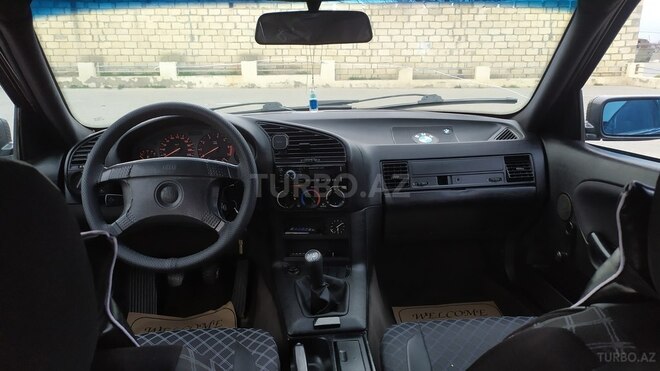BMW 316 1992, 329,860 km - 1.6 l - Sumqayıt