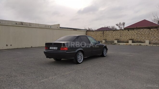 BMW 316 1992, 329,860 km - 1.6 l - Sumqayıt
