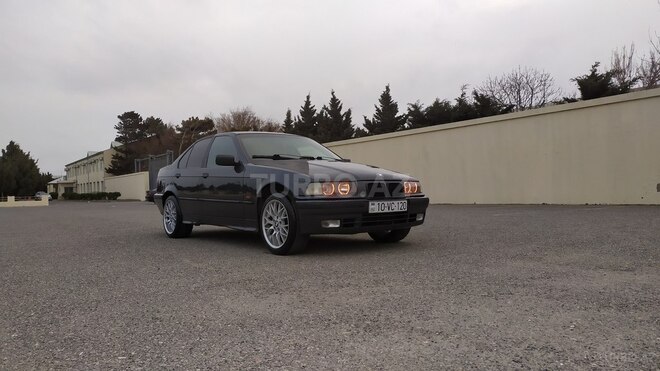 BMW 316 1992, 329,860 km - 1.6 l - Sumqayıt