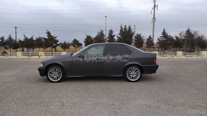 BMW 316 1992, 329,860 km - 1.6 l - Sumqayıt