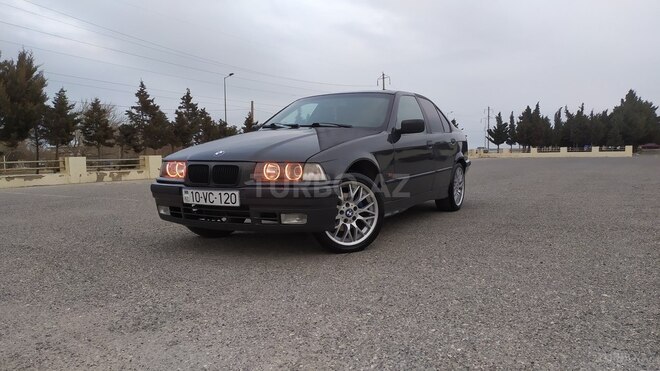 BMW 316 1992, 329,860 km - 1.6 l - Sumqayıt