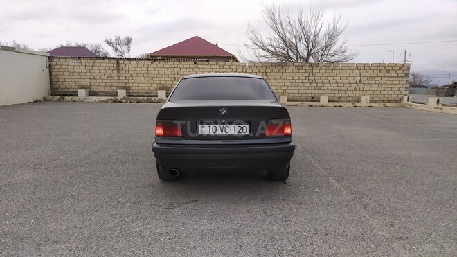 BMW 316 1992, 329,860 km - 1.6 l - Sumqayıt