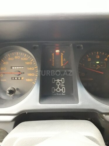 Mitsubishi Pajero 1995, 298,000 km - 2.8 л - Bakı