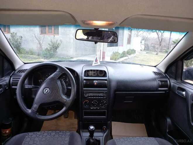 Opel Astra 1999, 235,000 km - 1.6 l - Zaqatala