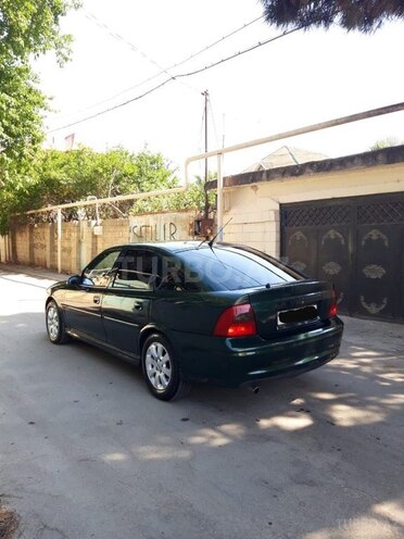 Opel Vectra 1999, 240,000 km - 1.8 l - Bakı