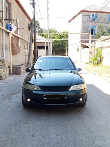 Opel Vectra 1999, 240,000 km - 1.8 l - Bakı