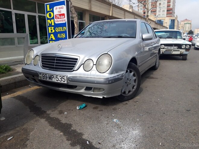 Mercedes E 240 1999, 395,000 km - 2.4 l - Bakı