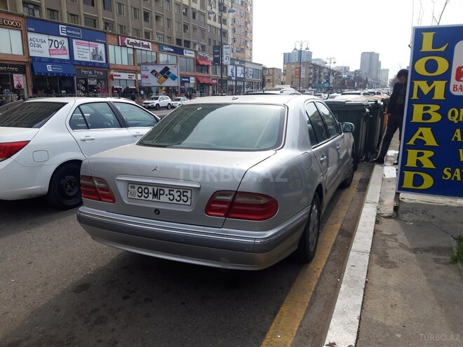 Mercedes E 240 1999, 395,000 km - 2.4 l - Bakı