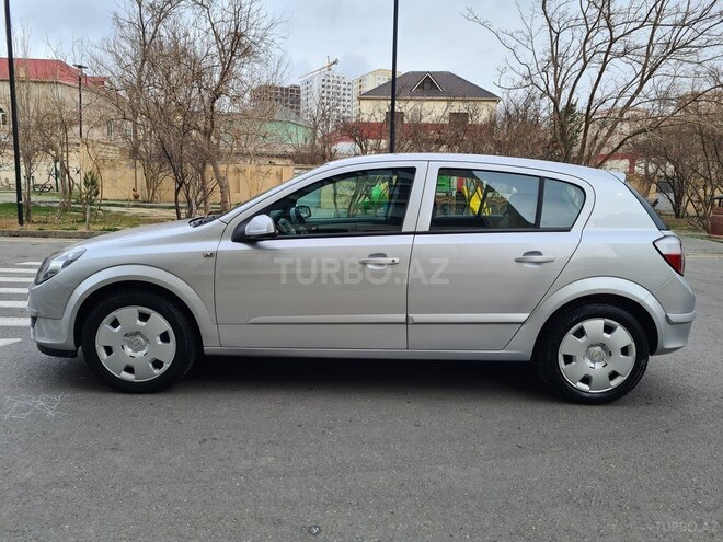 Opel Astra 2004, 196,450 km - 1.4 l - Bakı