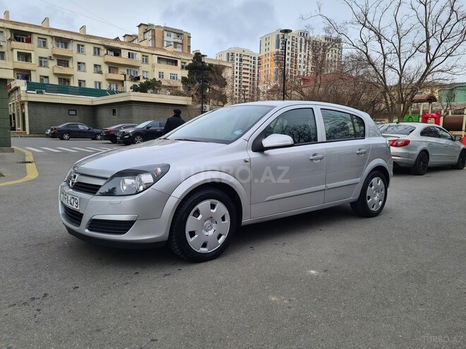 Opel Astra 2004, 196,450 km - 1.4 l - Bakı