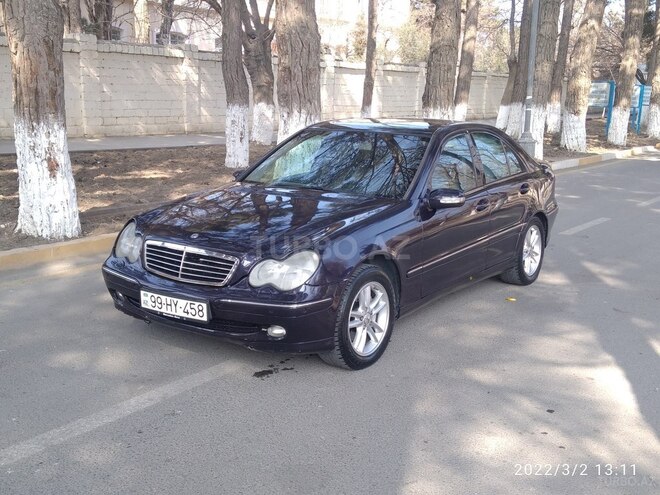 Mercedes C 320 2001, 190,000 km - 3.2 l - Sumqayıt