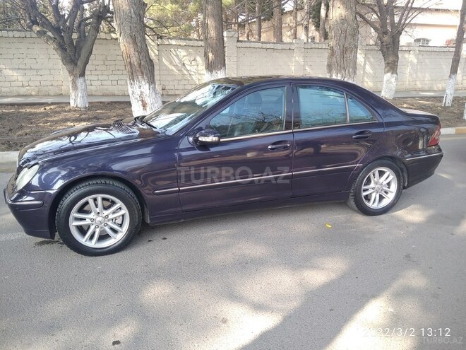 Mercedes C 320 2001, 190,000 km - 3.2 l - Sumqayıt